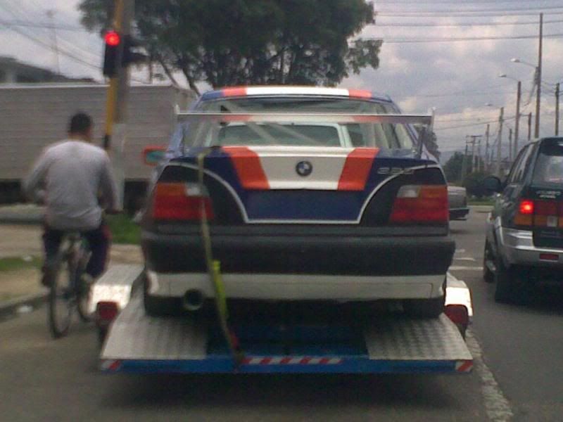 BMW 320i E36 de carreras en Bogotá....