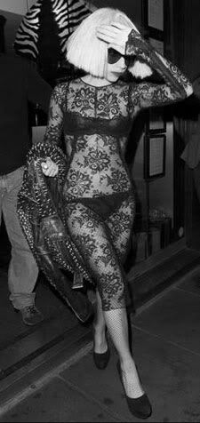 http://i719.photobucket.com/albums/ww193/dayaken/Lady-Gaga-1-1.jpg?t=1257425668