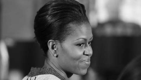 http://i719.photobucket.com/albums/ww193/dayaken/Michelle-Obama.jpg?t=1257424390