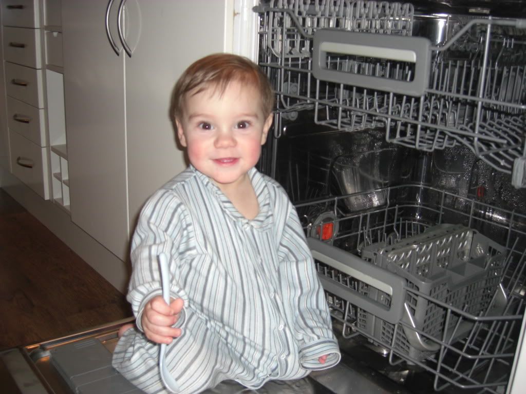 Blogg tillh&ouml;rande majken : Majken & Alfred, Mera skoter :)