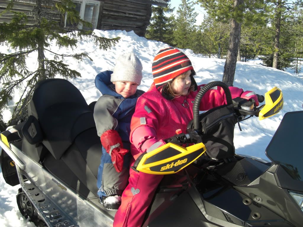 Blogg tillh&ouml;rande majken : Majken & Alfred, 14 m&aring;nader :)